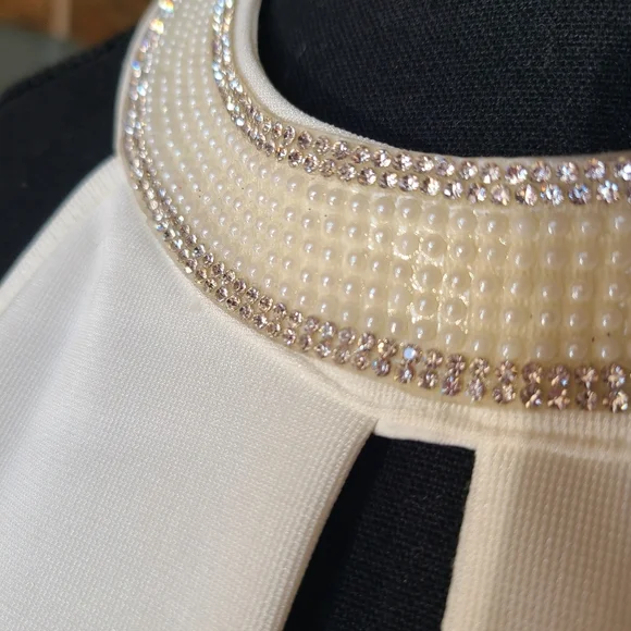 Emerald Sundae White A-Line Mini Dress Size Medium - Picture 5 of 8